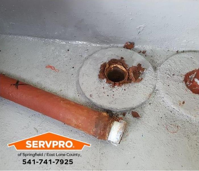 A broken pipe is shown.